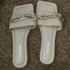 NWT Weeboo Beige Chain Slide Sandals